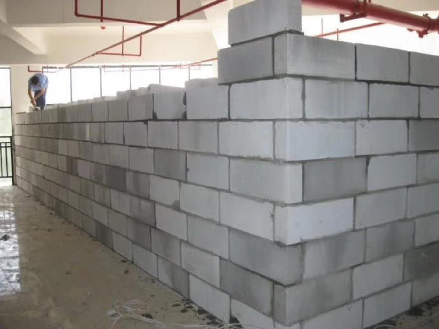 连平蒸压加气混凝土砌块承重墙静力和抗震性能的研究
